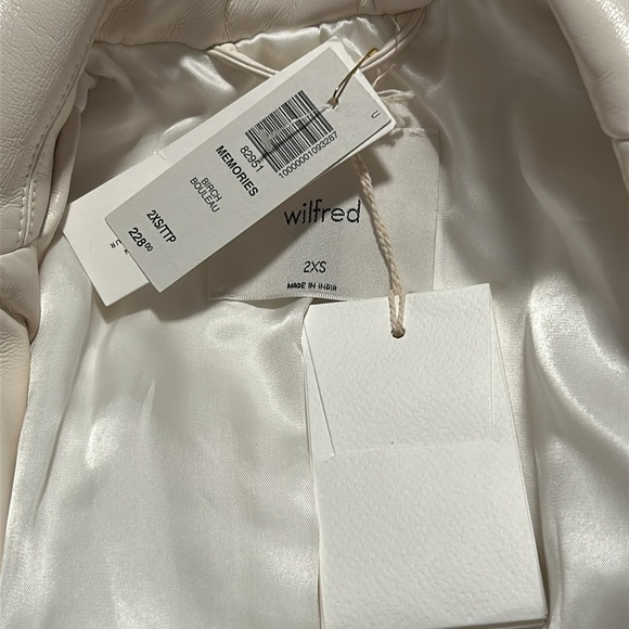 Aritzia Wilfred Memories Vegan Leather Blazer NWT SIZE XXS - Picture 5 of 6